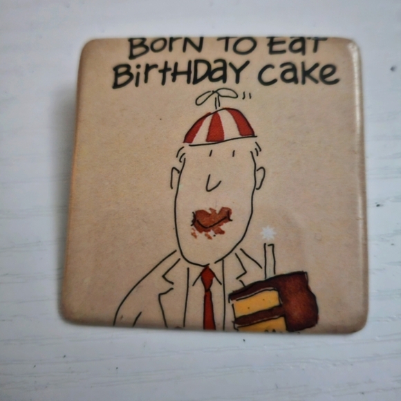 π£Vintage 80s 90s American Greetings Birthday ππ Button Pins w/ I Am The Boss - Picture 4 of 7